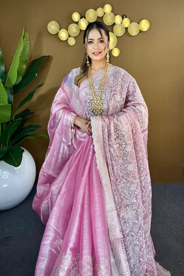 Powder Pink Silver Grace – Premium High Grade Stone Saree ✨