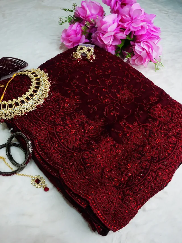 Saree Gift Combo Package